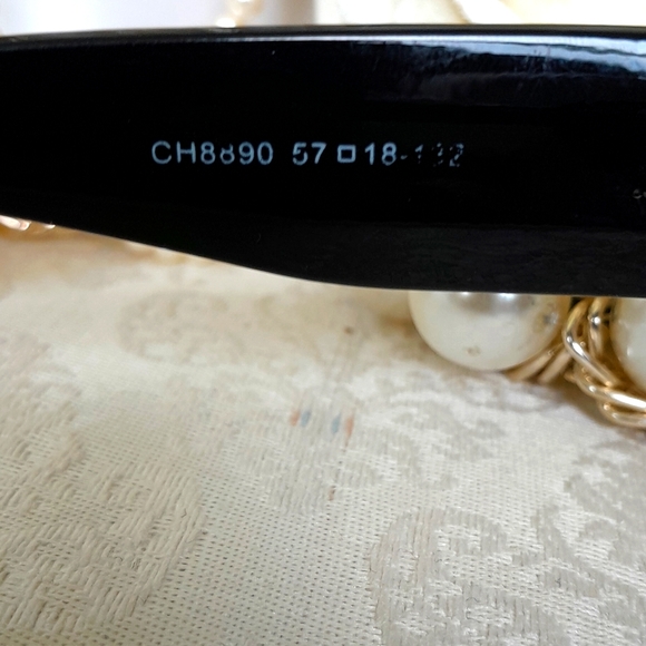 Chanel Stunning Sunglasses! - Picture 4 of 16